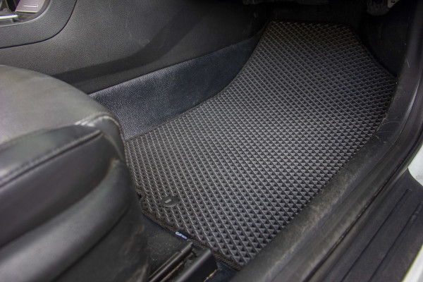 Фото - Коврики из экокожи в салон авто EVAtech ECO для Sonata LPI (LF) Hyundai 2014-2019 7 поколение Sedan Korea HY42959CGB5KH3BBB