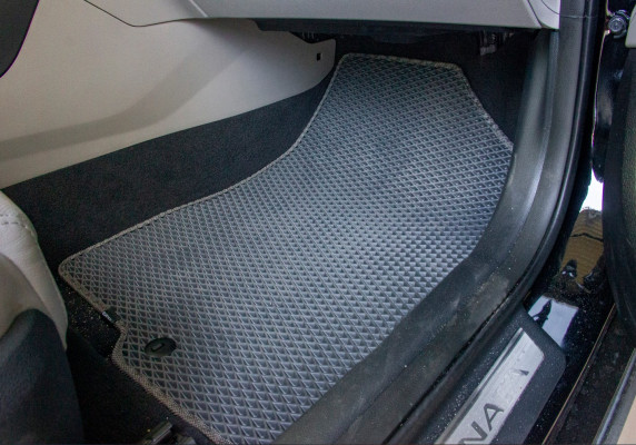 Фото - EVA килимки в салон авто передні EVAtech для Sonata (LF) (5 clips) Hyundai 2014-2019 7 покоління Sedan USA HY1510AV2KH3SBB