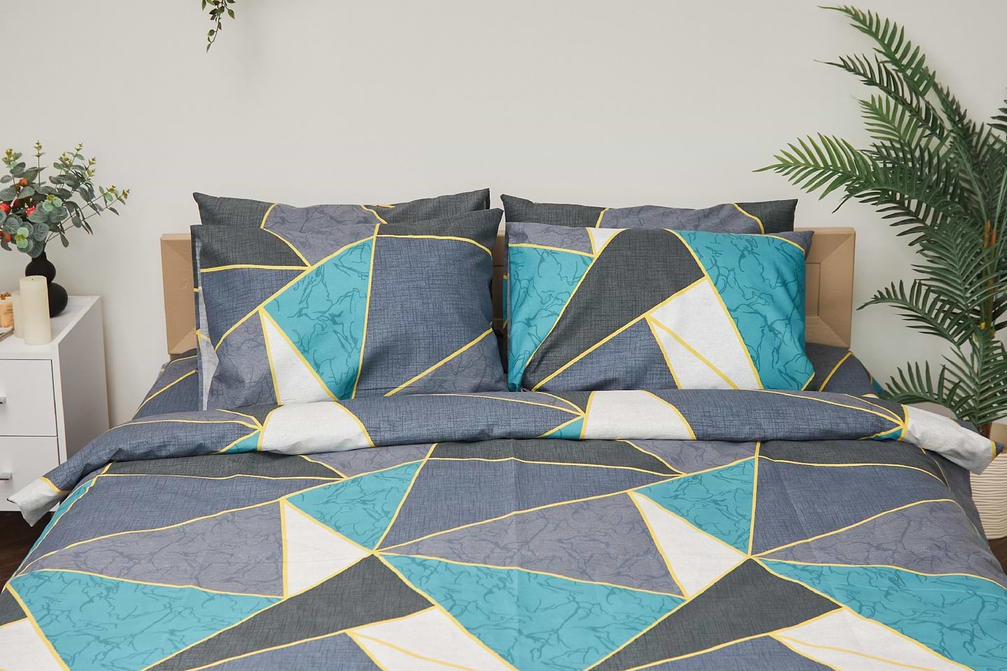 Комплект постільної білизни Moon&Star  160х220х2 нав. 4х50х70 Triangles Мікросатин Premium (MS-820001491)