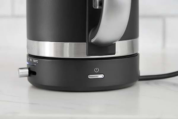 Фото - Электрический чайник KitchenAid 5KEK1701EBM