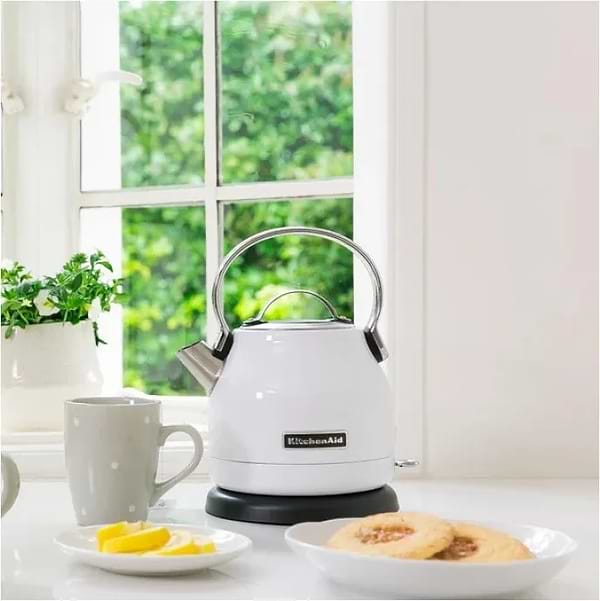 Фото - Электрический чайник KitchenAid Classiс (5KEK1222EWH)