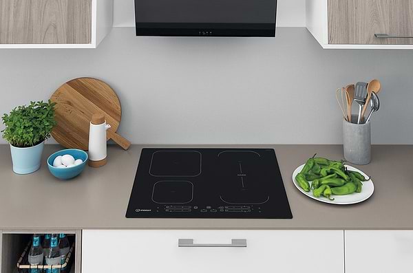Фото - Варильна поверхня електрична Indesit IB 65B60 NE