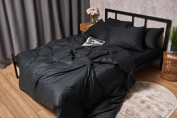 Фото - Комплект постельного белья Moon&Star Satin Stripe «Midnight Luxe» 200х220 см нав. 4х70х70 (MS-820005264)