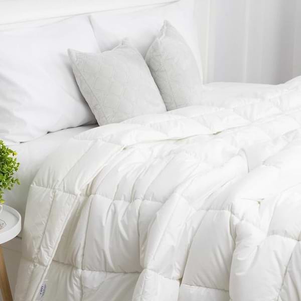 Фото - Ковдра всесезонна полуторна ТЕП COTE BLANC PRESTIGE 150х210 см (1-00172_00000