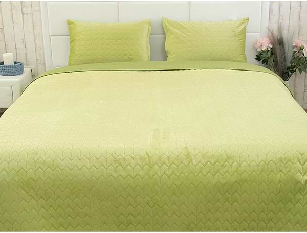 Фото - Покривало полуторне Руно 150х220 велюр (360.55_Green banana)