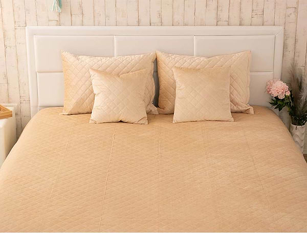 Фото - Покривало двоспальне Руно 180х220 велюр (340.55_Beige ромб)