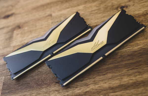 Фото - Память DDR OCPC Pista RGB DDR5 C40 Black Label (MMPT2K32GD562C40BL)