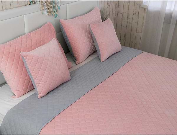 Фото - Покривало двоспальне Руно 180х220 велюр (340.55_Pink and Grey ромб )