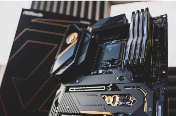 Фото - Память DDR OCPC Pista RGB DDR5 C40 Black Label (MMPT2K32GD562C40BL)