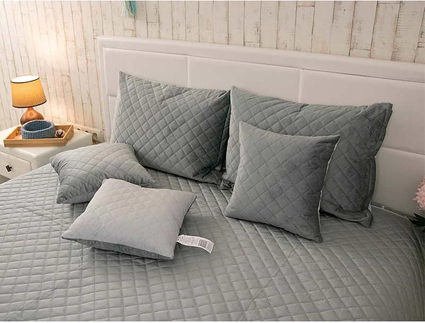 Фото - Покривало двоспальне Руно 220х240 велюр (330.55_Dark Grey ромб)