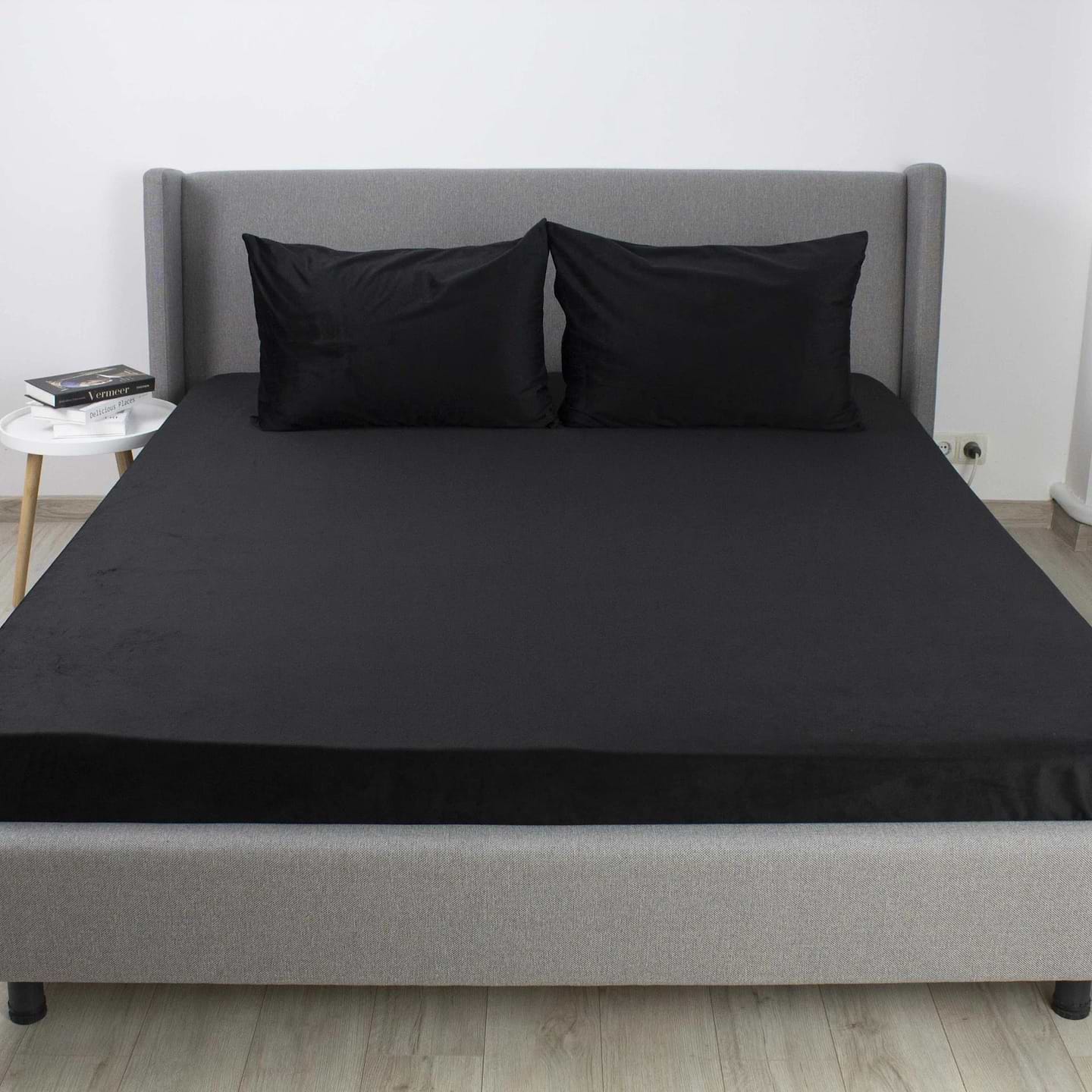 Простирадло полуторне ТЕП VELOUR з резинкою 160х200 см Чорний (2-04756_34657)