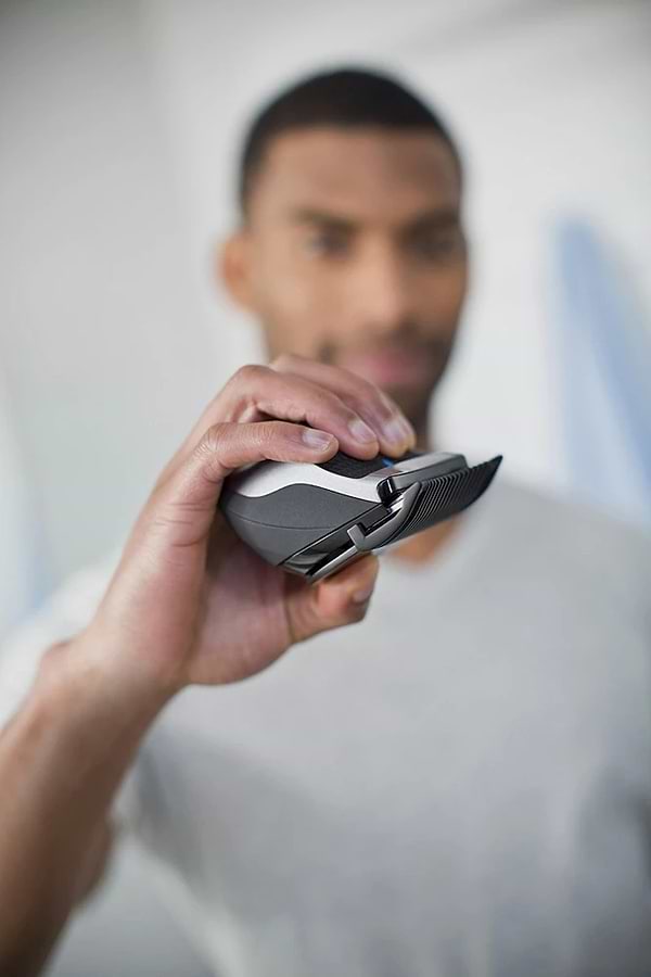 Фото - Машинка для стрижки волос Remington HC4250