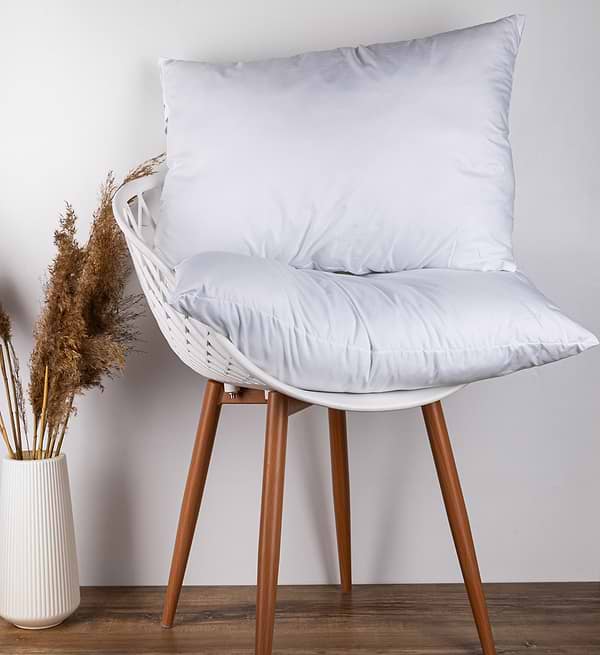 Фото - Набір подушок стандартних FAM' HOME антиалергенних не стьобаних 2шт., 50х70 (KMPI5070C (550))