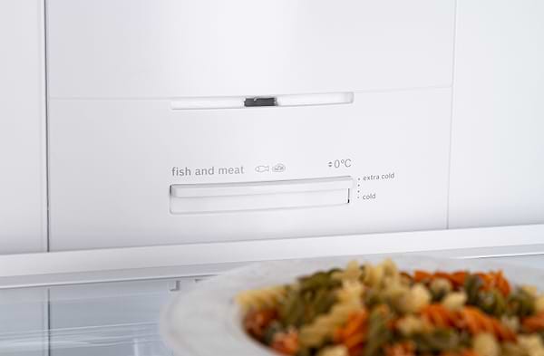 Фото - Холодильник Bosch KGN49LB30U