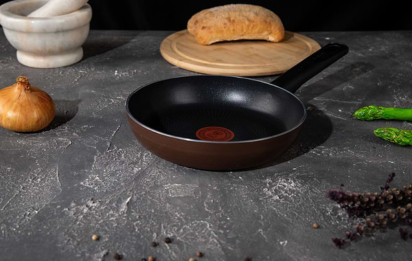 Фото - Сковорода универсальная Tefal C2950253 Resource 20 см