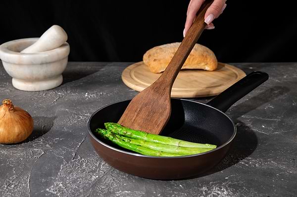 Фото - Сковорода универсальная Tefal C2950253 Resource 20 см