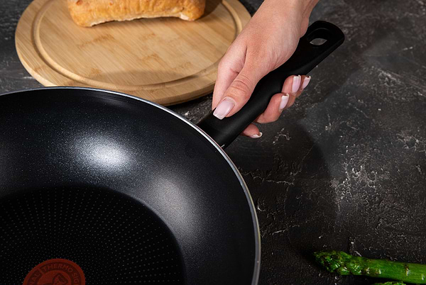 Фото - Сковорода ВОК Tefal C2951953 Resource 28 см