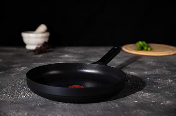 Фото - Сковорода універсальна Tefal Trattoria Pro 28 см (G6120644)