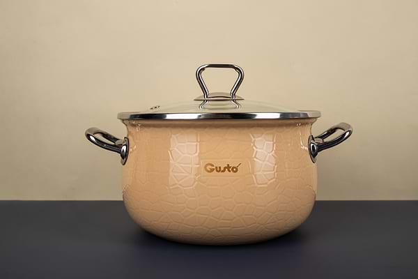 Фото - Кастрюля Gusto GT-T-220-PM Пряженое молоко Premium 20 см 4 л