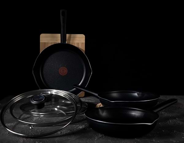Фото - Сковорода універсальна Tefal B5660553_SET Family Day з кр 26 см