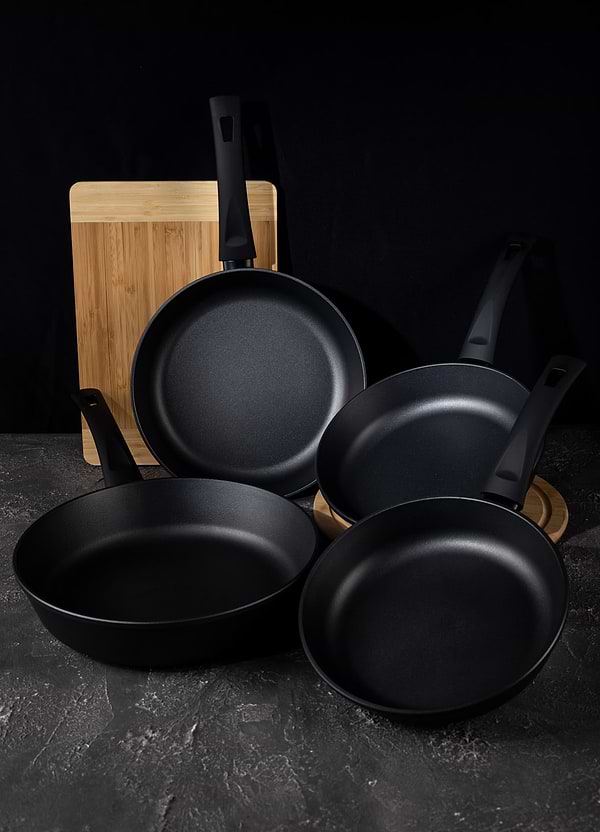 Фото - Сковорода универсальная Brizoll 54-2245 GRAPHIT 22 см