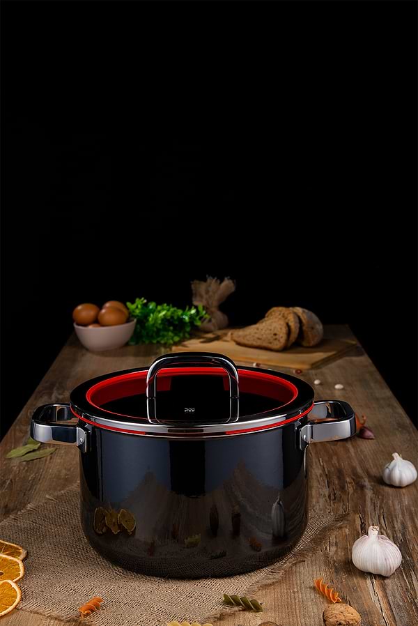 Фото - Каструля WMF 517345290 FT Functional T 24 см, 5,7 л Black