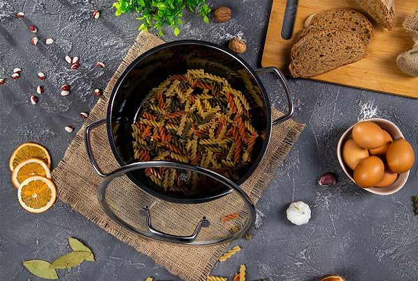 Фото - Каструля WMF FT Mineral Topf 24 см, 5,7 л Rose Quartz (514495290)