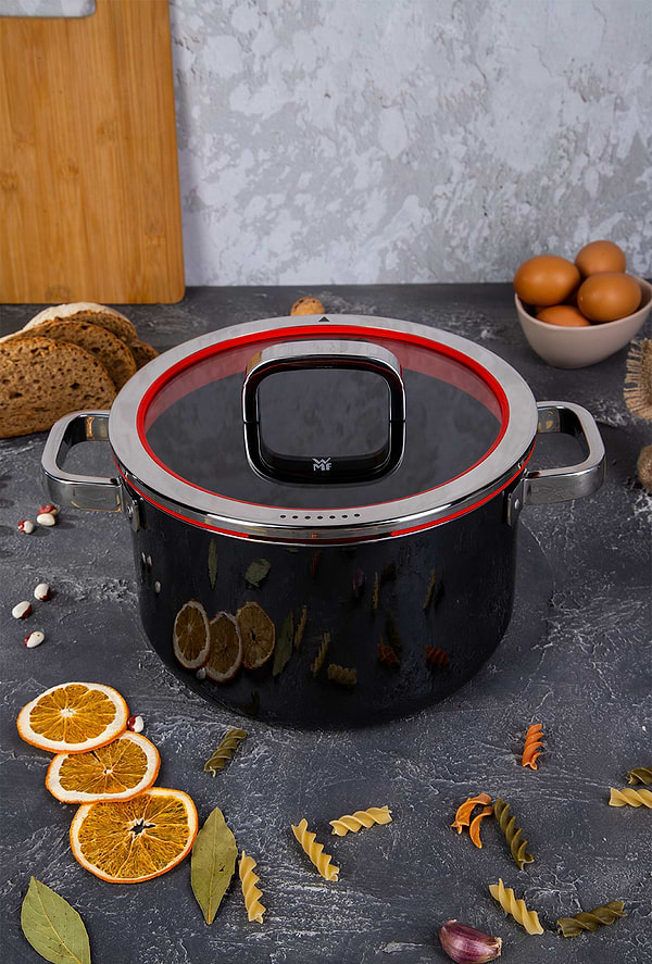 Фото - Каструля WMF 517345290 FT Functional T 24 см, 5,7 л Black