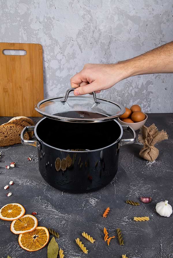 Фото - Кастрюля WMF 514345290 FT Mineral Topf 24 см, 5,7 л Black
