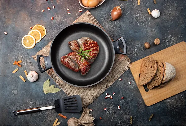 Фото - Сотейник WMF 575384021 PermaDur Excell 28 см