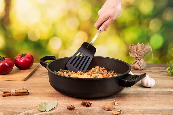 Фото - Сотейник WMF 575384021 PermaDur Excell 28 см