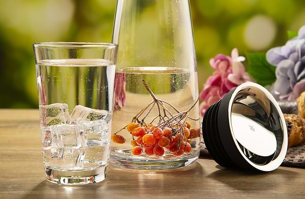 Фото - Набір для напоїв WMF 617709994 BASIC 1 л + 2 склянки 250 мл