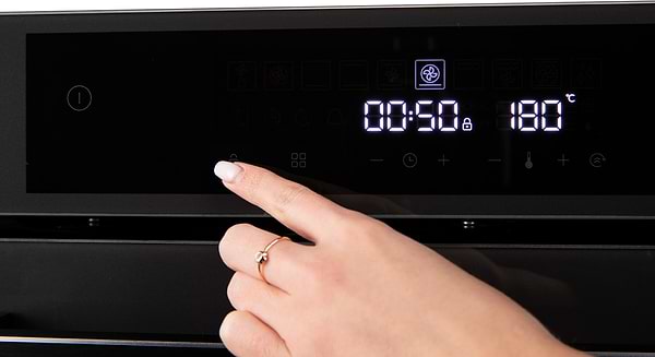 Фото - Духовой шкаф + варочная панель индукционная Daewoo O7EFT68HHZGUA + H6VS28M2BUA