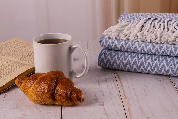 Фото - Плед полуторный Vladi Валенсия Antonio бело-голубой 140х200