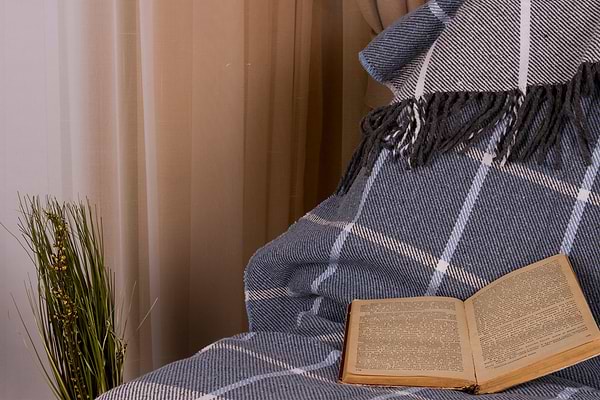 Фото - Плед полуторный Vladi Валенсия Harry бел-дым-серо-голубой 140х200