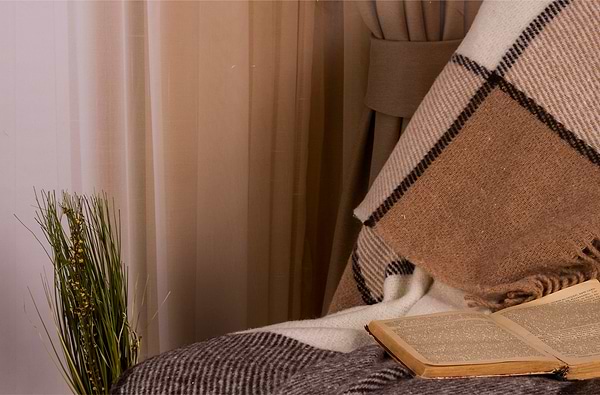 Фото - Плед євро Ельф Liam біло-бежево-коричневий 200х220.