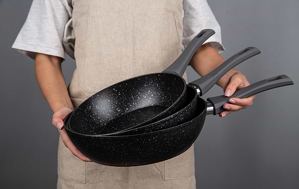 Фото - Сковорода универсальная Gusto GT-2105-24 24 см