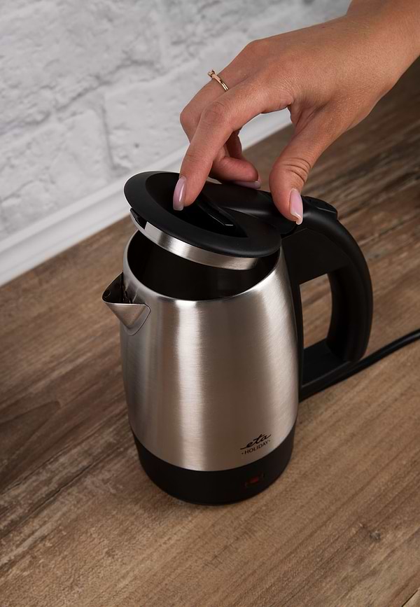 Фото - Электрический чайник ETA Holiday 6188 90010