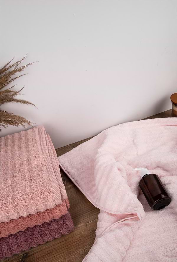 Фото - Полотенце банное GM Textile махровое Бабл Зеро Твист светло-бежевый 70х140