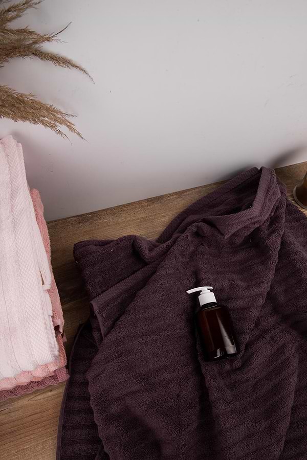 Фото - Полотенце банное GM Textile махровое Бабл Зеро Твист темно-коричневый 70х140