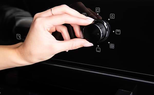 Фото - Уценка - Духовой шкаф + варочная панель газовая Vestfrost BOV70CN + GOGHV193CN