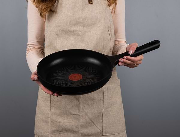 Фото - Сковорода универсальная Tefal G6120444 Trattoria PRO 24 см