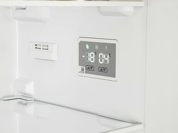 Фото - Холодильник Vestfrost CNF186WB