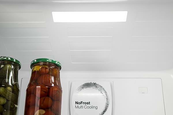 Фото - Холодильник Vestfrost CNF186WB