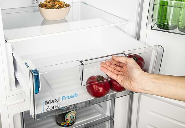 Фото - Холодильник Vestfrost CNF186WB