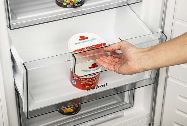 Фото - Холодильник Vestfrost CNF186WB