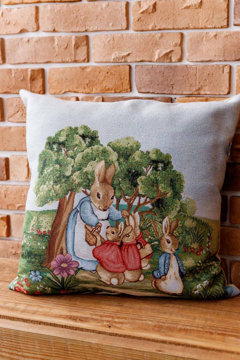 Фото - Подушка декоративная Прованс Лужайка Зайчиха 45х45 см (034246)