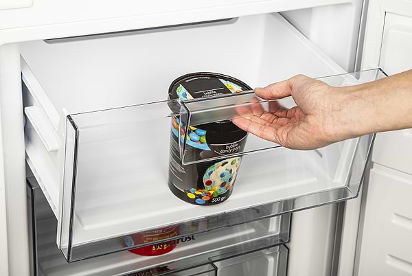 Фото - Холодильник Vestfrost CNF186WB