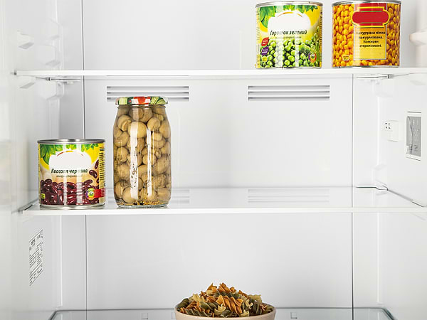 Фото - Холодильник Vestfrost CNF186WB