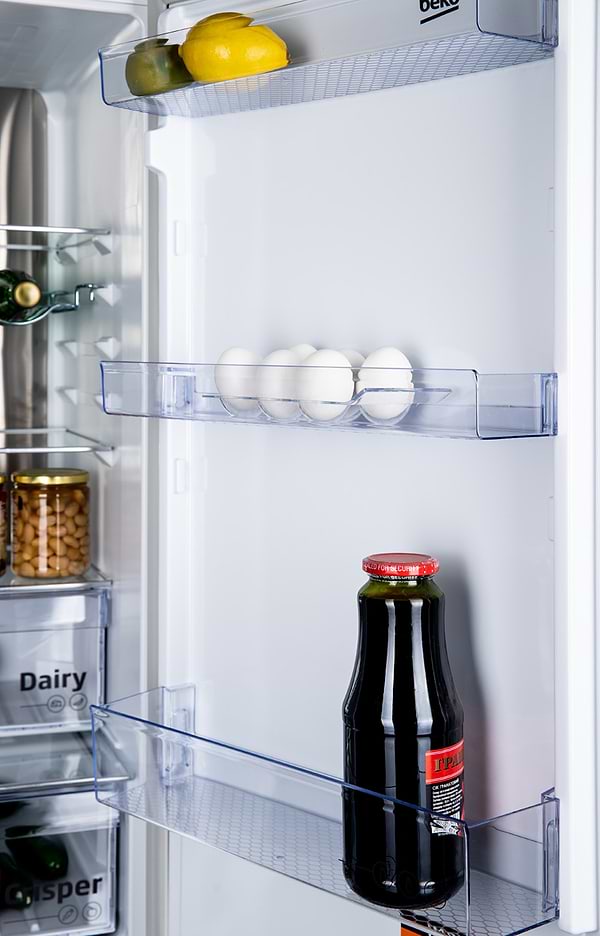 Фото - Холодильник встраиваемый Beko BCNA275E3S